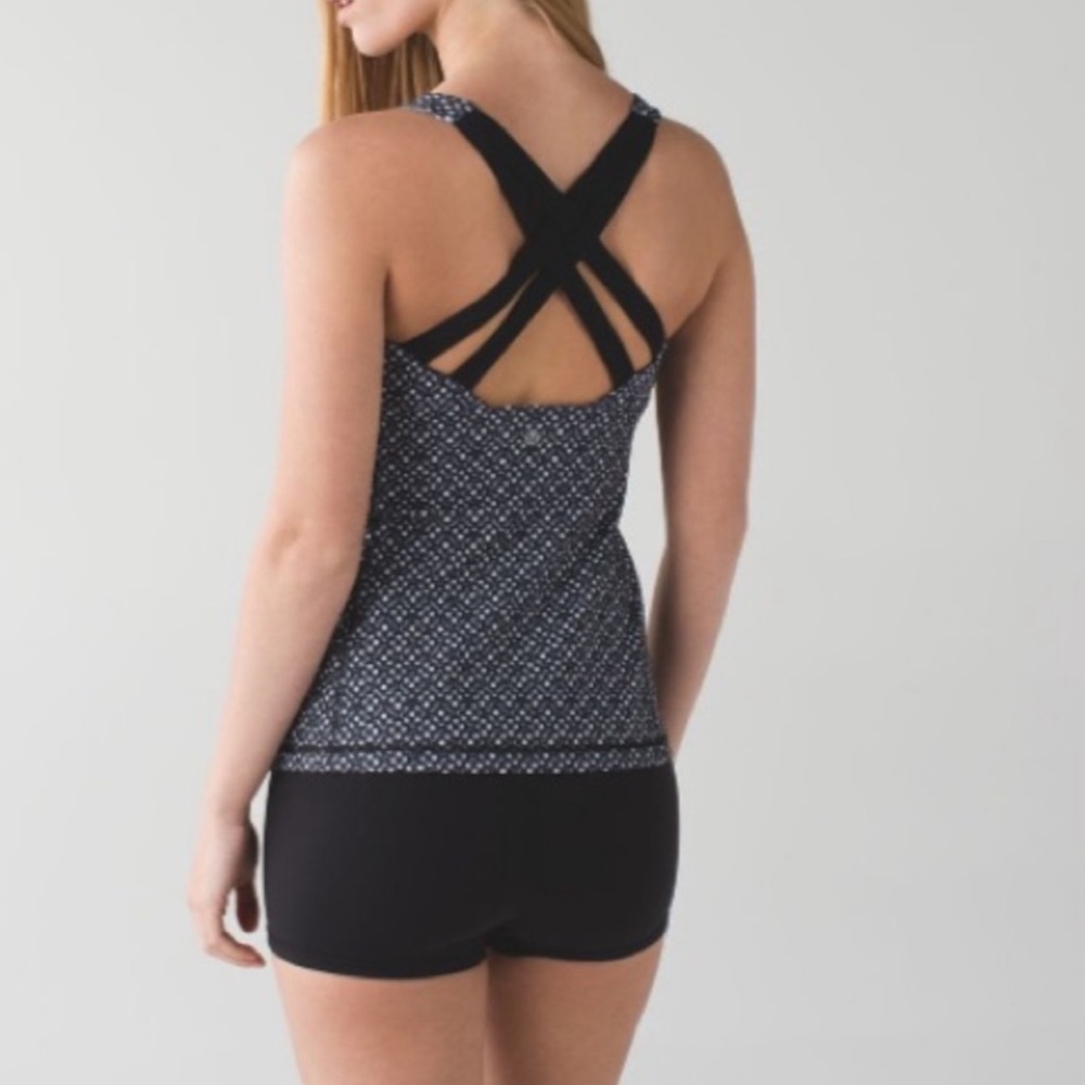 Lululemon Enhearten Tank Millie Mesh White/Black Size 6